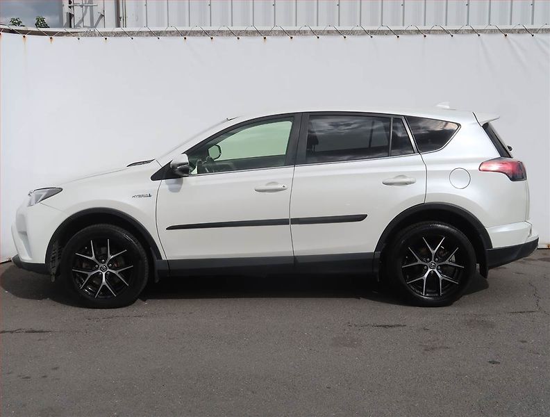 Toyota RAV4 (2017) Selection 2.5 Hybrid, Hybrid - fotka 3 z 20