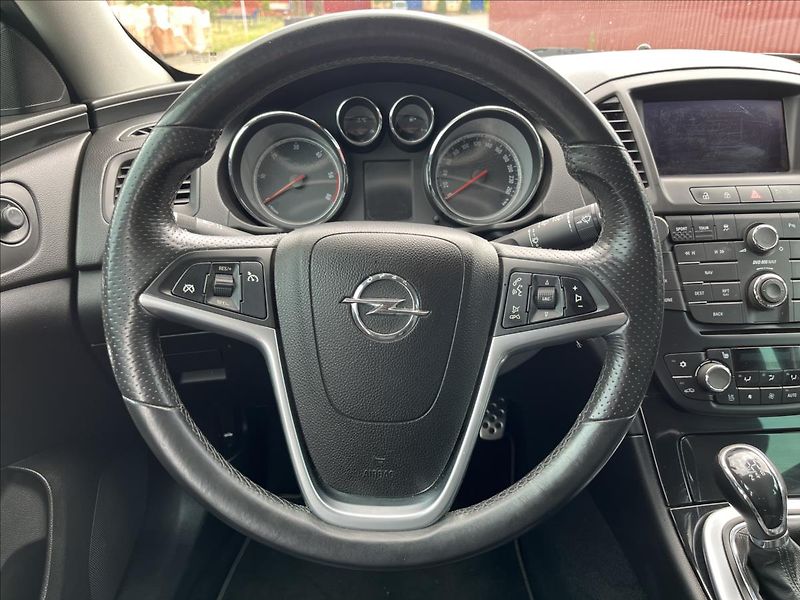 Opel Insignia 2,0 CDTi KLIMA SERVIS ROZVODY - fotka 15 z 44