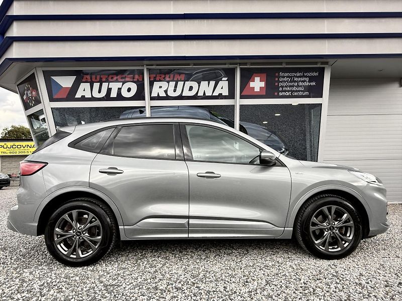 Ford Kuga 2,5 Duratec ST-Line Automat  - fotka 8 z 37