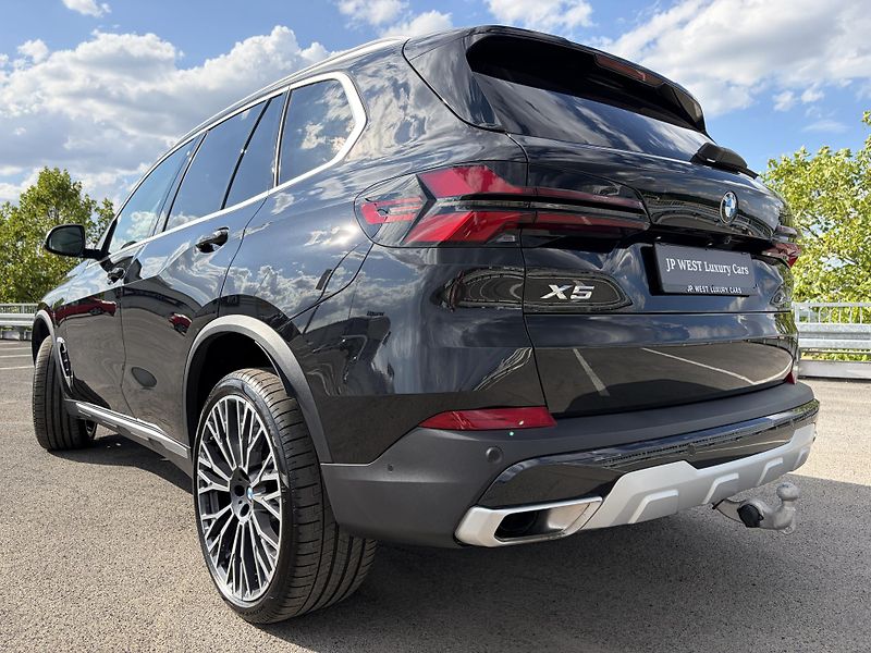 BMW X5 (2025) 30d INDIVIDUAL 22