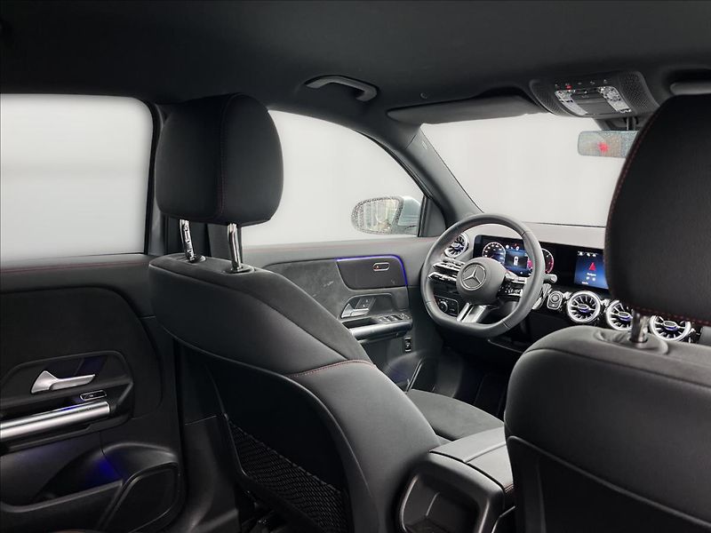 Mercedes-Benz GLA 200 d 4MATIC AMG Style Edition - fotka 20 z 21