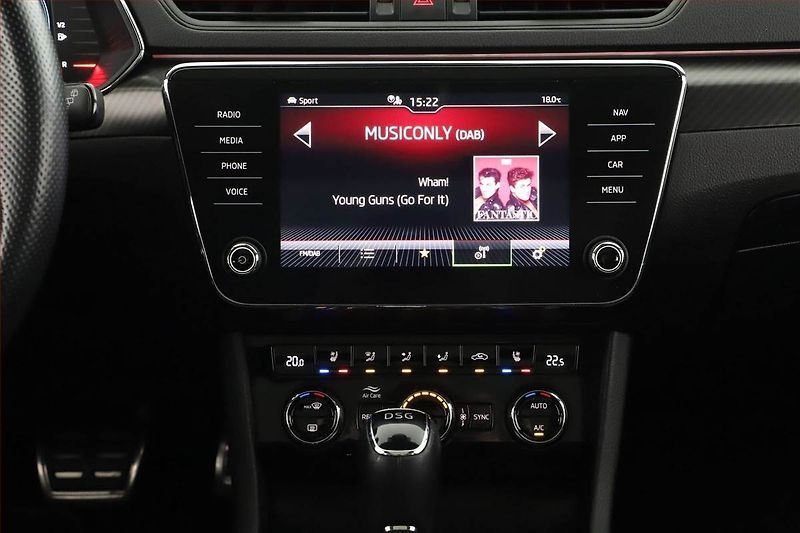 Škoda Superb (2022) Sportline 2.0 TSI - fotka 10 z 20