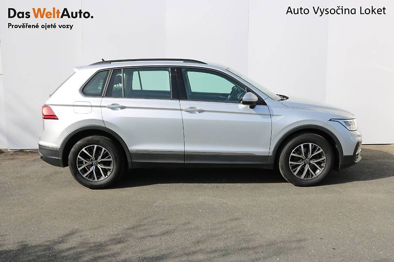 Volkswagen Tiguan (2022) 2.0 TDI, 110kW, DSG, LED - fotka 22 z 23