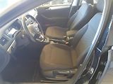 Volkswagen Jetta 1.2 TSI DigiKlima 33000km!! - náhled 8