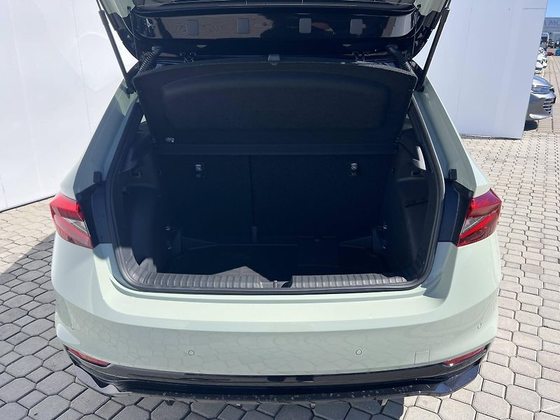 Škoda Fabia (2026) Monte Carlo 7DSG 1,0TSI - fotka 23 z 23