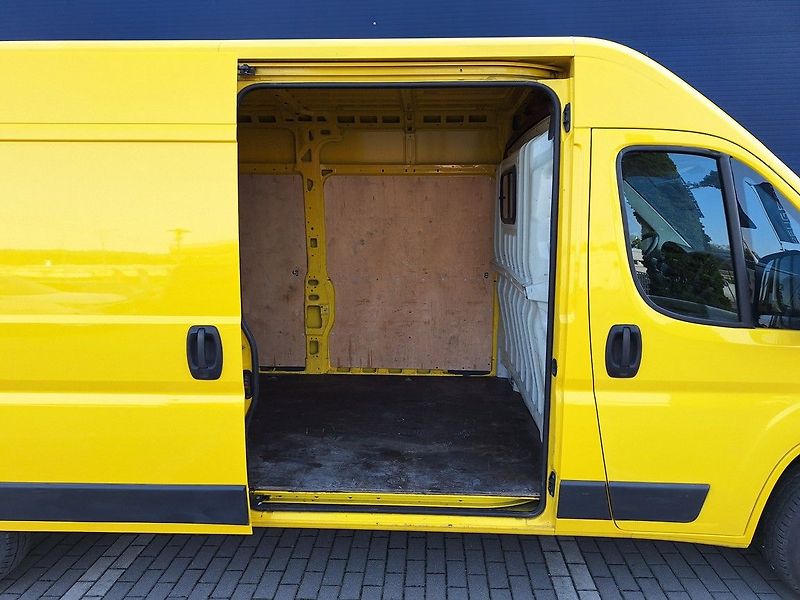 Peugeot Boxer (2017) Furgon 3300 L3H2 BHDi 130k M6 - fotka 13 z 14