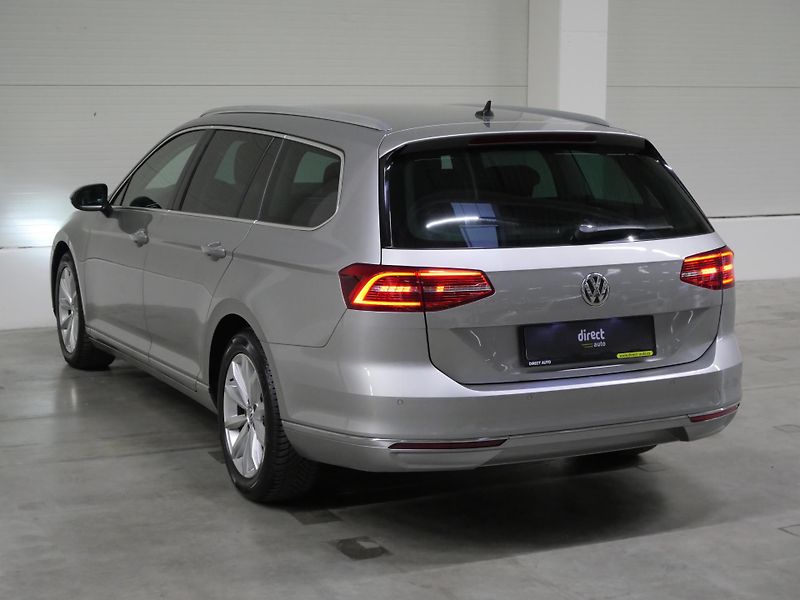 Volkswagen Passat - fotka 7 z 25