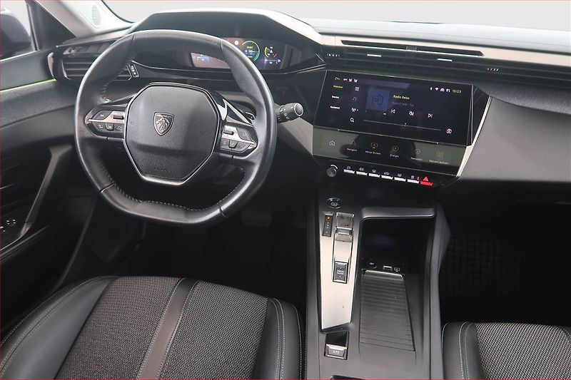 Peugeot 308 (2022) Allure Hybrid 180, Automat - fotka 7 z 21