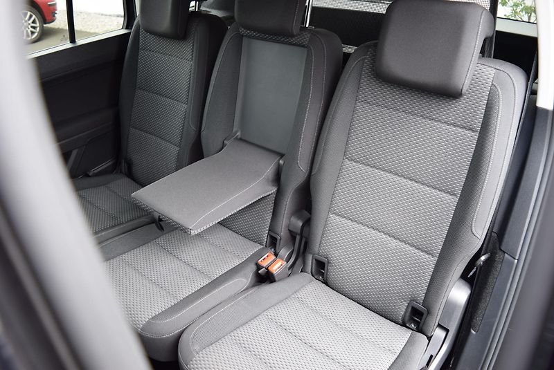 Volkswagen Touran (2017) 1.4TSI 110kw CLBMT TAŽ NAV APP - fotka 14 z 50