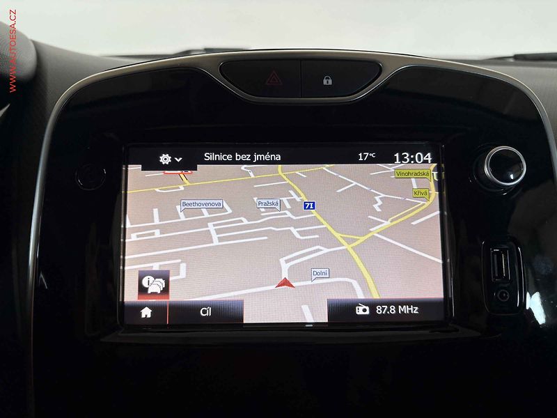 Renault Clio (2015) 1.5dCi, 2.maj,ČR, STK2/28, AC - fotka 11 z 15