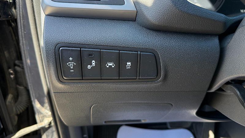 Hyundai Tucson (2015) 2.0CRDi 100kW *Nove v ČR*4x4* - fotka 12 z 24