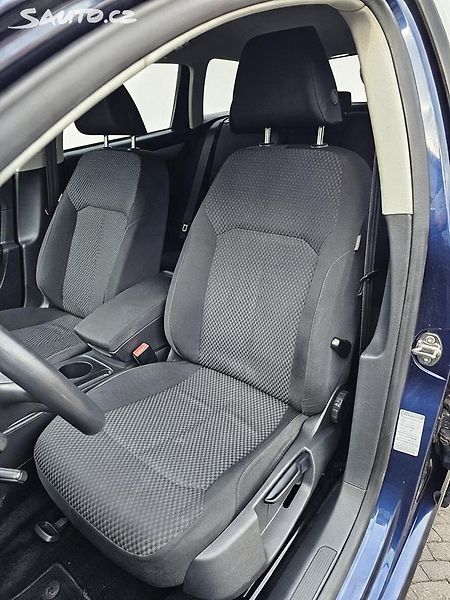 Volkswagen Passat 1.4 TSI 90kW, NOVÉ ROZVODY. - fotka 14 z 42