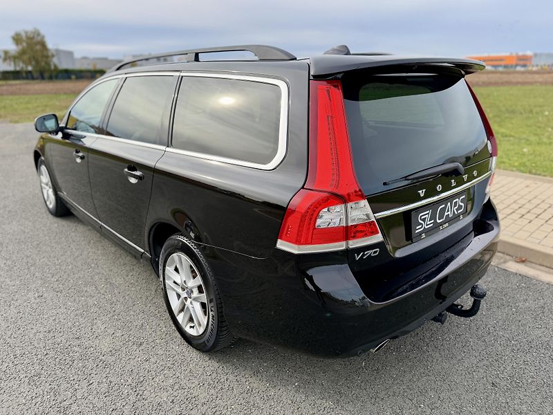 Volvo V70 2.0 D4 POLESTAR NAVI ROZVODY - fotka 3 z 46