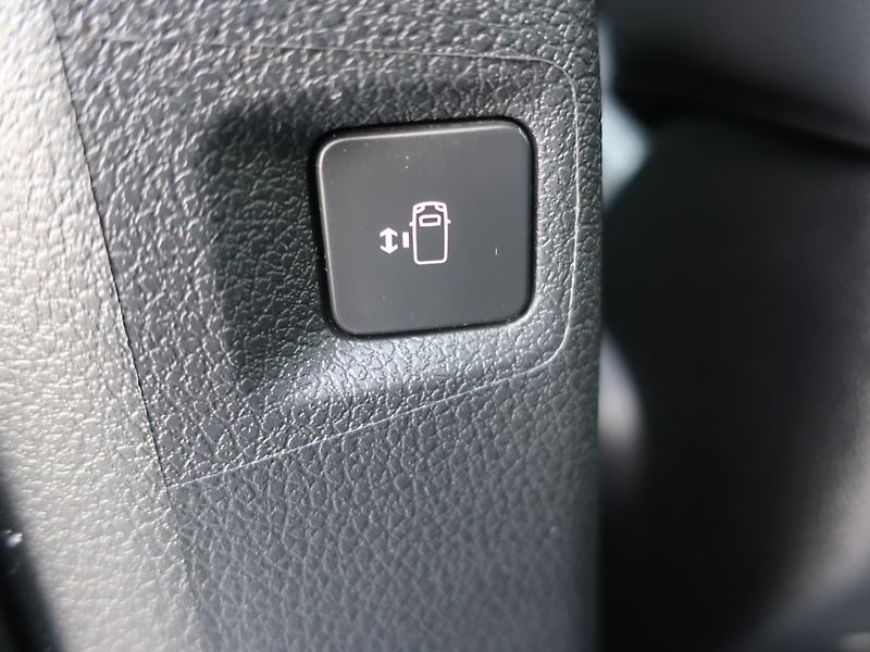 Peugeot Traveller ALLURE L2 2.2 BlueHDI 180k - fotka 9 z 18