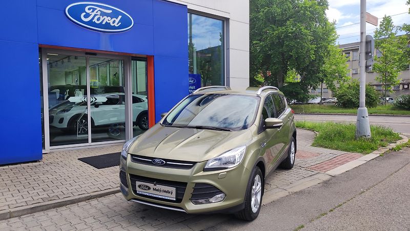 Ford Kuga (2014) - fotka 2 z 23