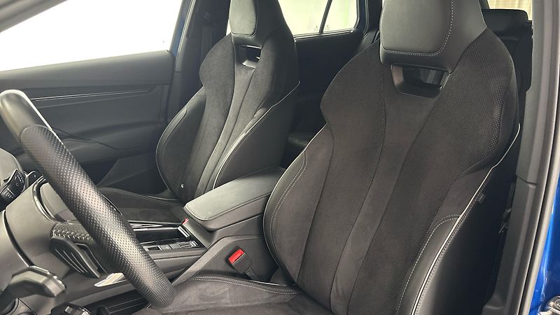 Škoda Enyaq 82 kWh AUT 80x Sportline - fotka 15 z 33