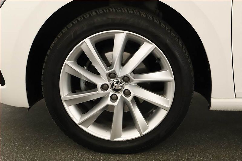 Škoda Scala (2020) 1.0 TSI, Tempomat - fotka 13 z 13