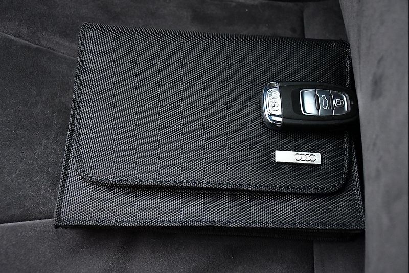 Audi RS 5 4.2 V8 B&O PO VELKÉM SERVISE  - fotka 37 z 45