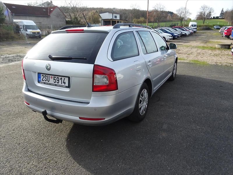 Škoda Octavia 1,9 TDi 77 kW BLS - fotka 4 z 19