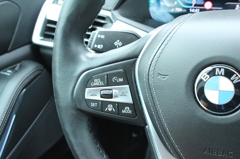 BMW X5 xDrive45e, 290kW - fotka 13 z 26