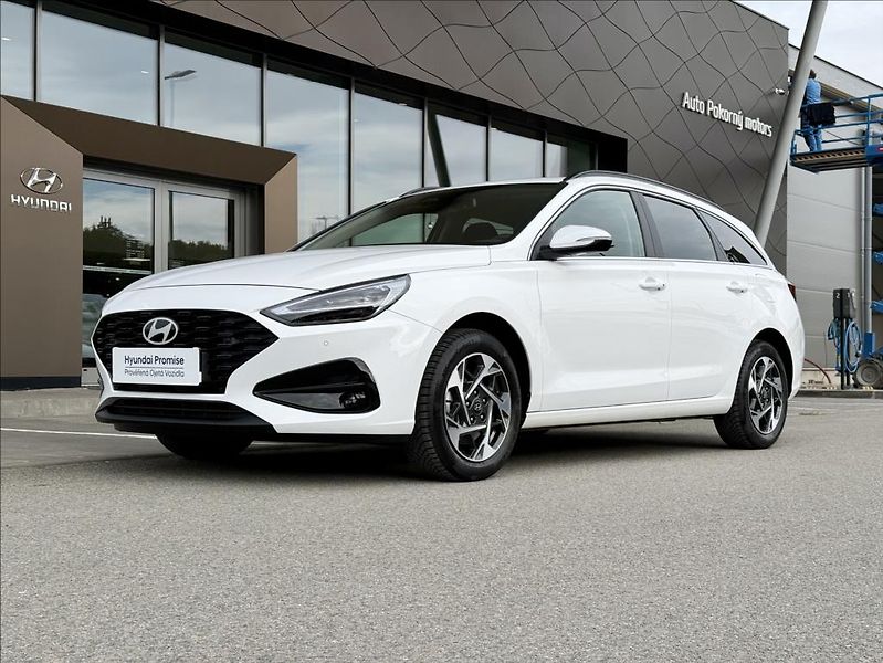 Hyundai i30 1,5 i  FL WG Style - fotka 1 z 24