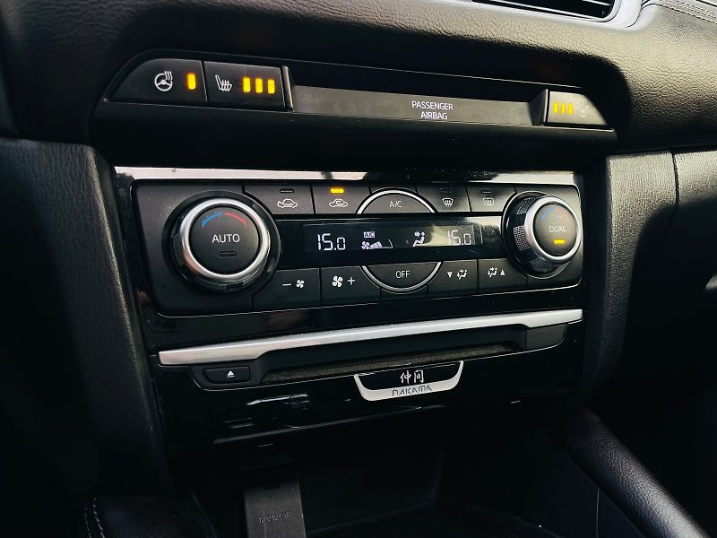 Mazda 6 2.5i AUT KAMERA SERVISKA TAŽNÉ - fotka 45 z 61