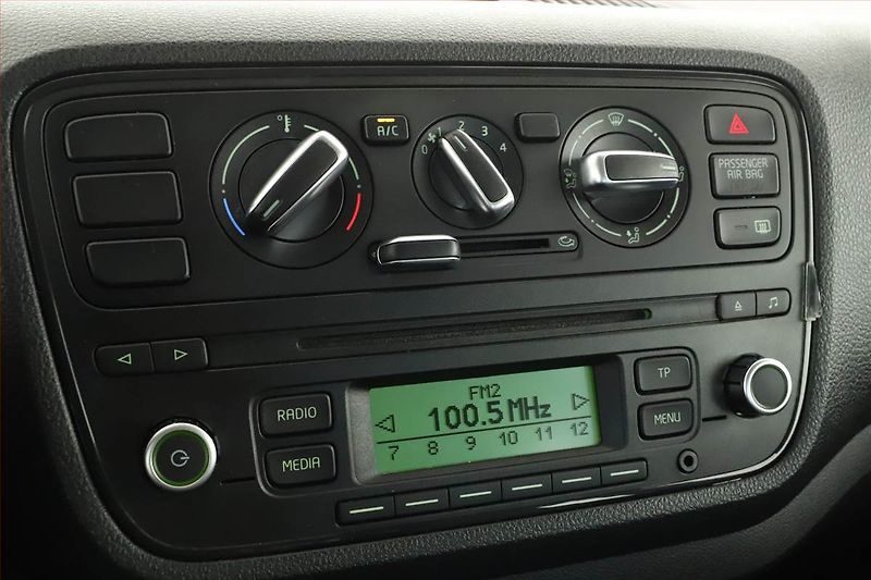 Škoda Citigo (2014) Ambition 1.0 MPI - fotka 9 z 12