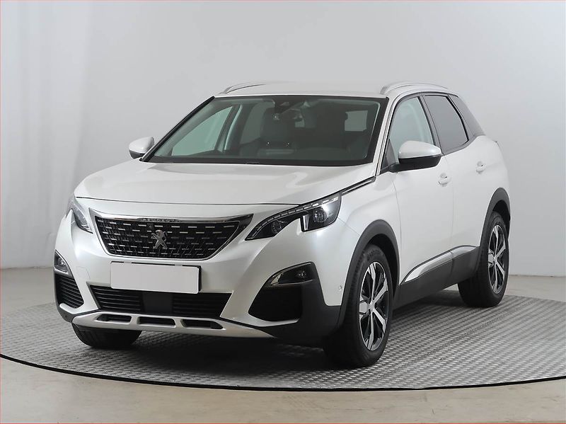 Peugeot 3008 (2019) Allure 1.6 PureTech, Automat - fotka 2 z 17