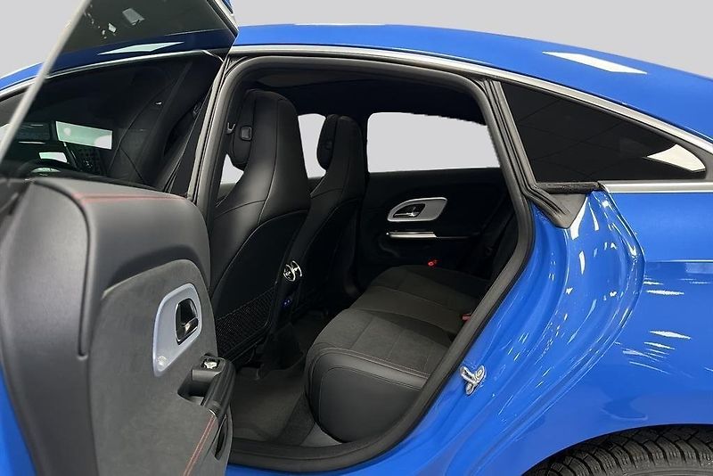 Mercedes-Benz CLA 250+ AMG Advanced Pano 360 - fotka 7 z 14