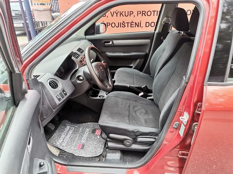 Suzuki Swift (2008) 1.3i 67kw Nové v ČR 1majiltel! - fotka 10 z 27
