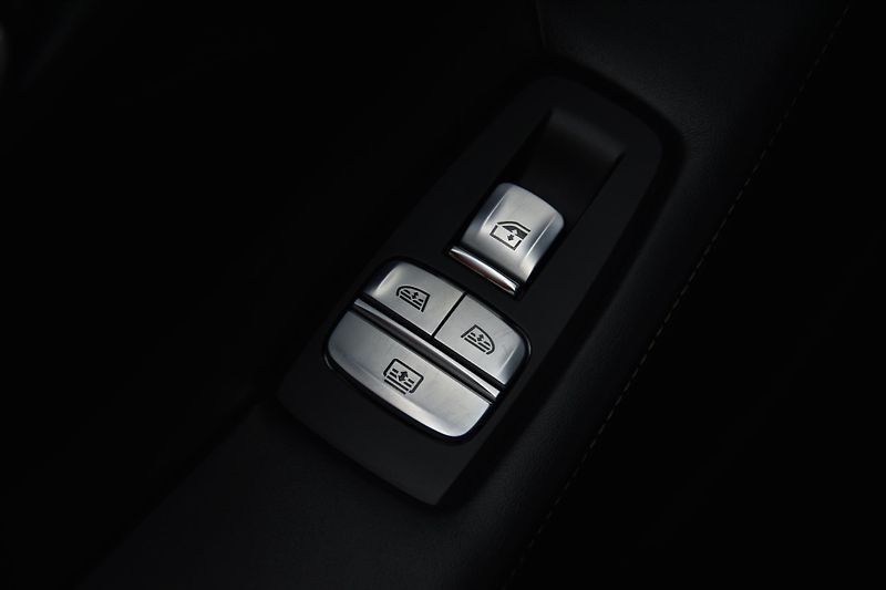BMW Řada 7 745Le xDrive M PAKET LASER ČR - fotka 36 z 39