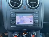 Nissan Qashqai (2012) 1.6dCi 4x4, 2.maj,ČR, AC, TZ - náhled 18