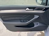 Volkswagen Passat Variant 1,5 TSI DSG Elegance ACC - náhled 14