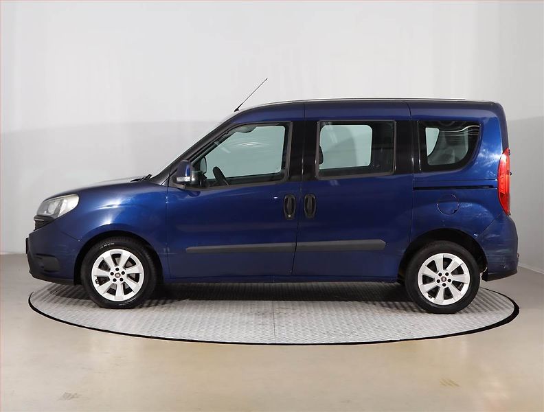 Fiat Dobló (2016) 1.6 MultiJet, 5Míst, SR - fotka 3 z 19