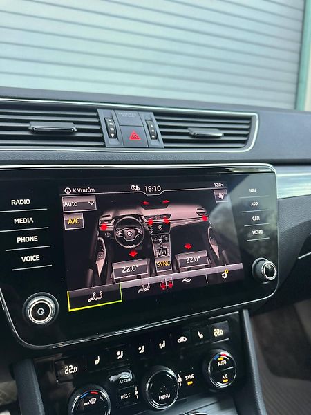 Škoda Superb (2022) III FL AMBITION 2.0 TDI 147kW - fotka 30 z 31