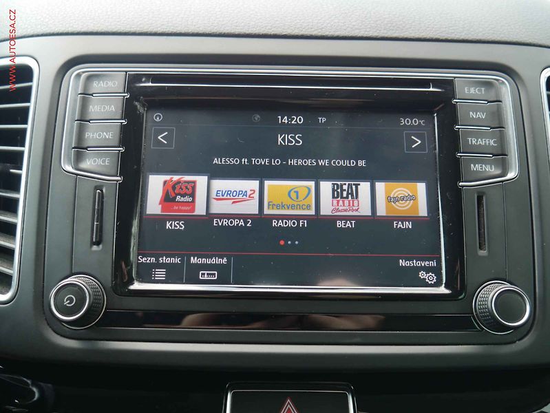 Volkswagen Sharan (2017) 2.0 TDi 4x4, 7míst, 2.maj,ČR - fotka 14 z 25