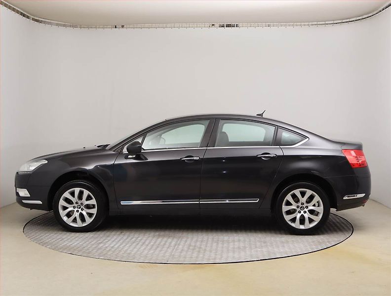 Citroën C5 (2012) 2.2 HDI, Automat, Navi, Xenony - fotka 26 z 26