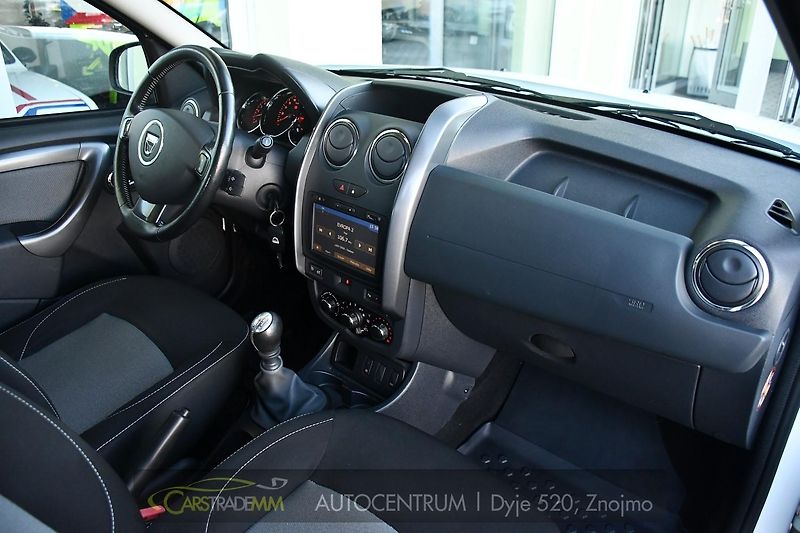 Dacia Duster 1.2TCe 92kW  - fotka 15 z 47