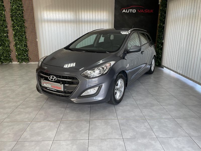 Hyundai i30 1.6 i 88kW ČR 1.MAJ.REZERVACE  - fotka 7 z 23