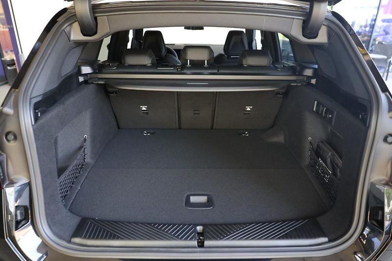 BMW X3 30e xDrive - fotka 8 z 18