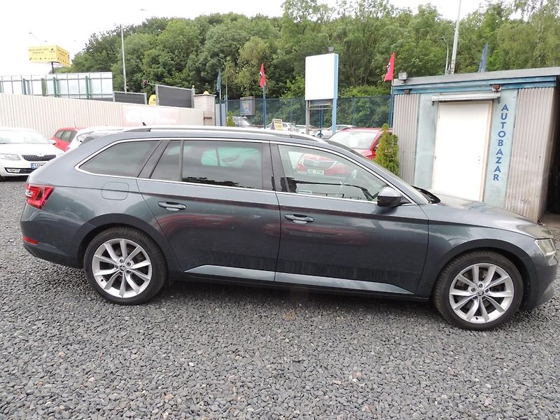 Škoda Superb (2019) 2.0TSi,200kw,4x4,DSG,Style,ČR - fotka 4 z 55