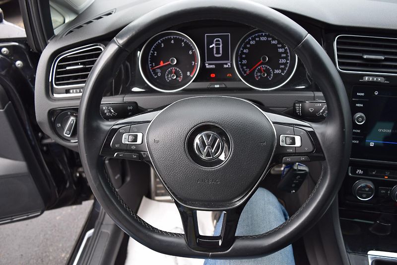 Volkswagen Golf (2019) 1.5TSI 96kw IQ.DRIVE NAVI ACC  - fotka 31 z 50
