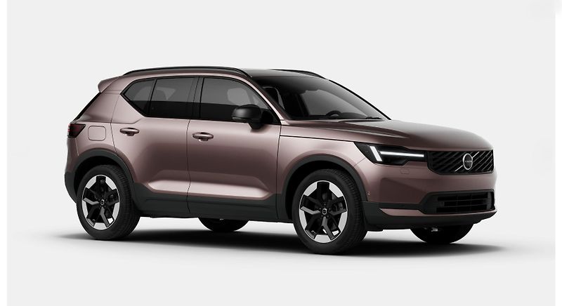 Volvo XC40 (2026) B4 PLUS AUT - fotka 7 z 13