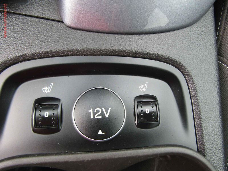Ford Focus (2014) 1.6, ČR, STK4/28 - fotka 17 z 20