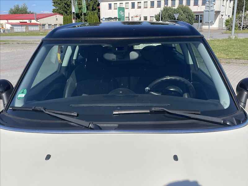 Mini Cooper S 1,6 i 16V 135kw S Panorama - fotka 24 z 35