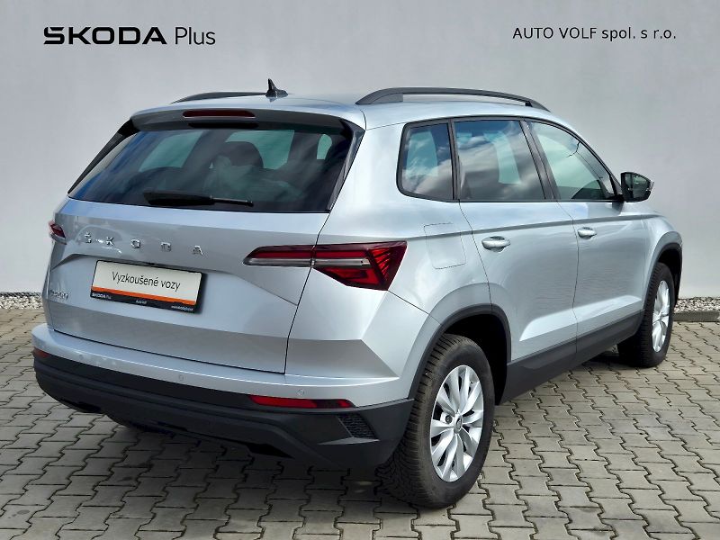 Škoda Karoq (2024) Ambition 1.5TSi 110kW 6°manuál - fotka 2 z 25