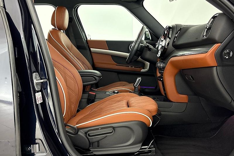 Mini Countryman Cooper - fotka 11 z 21
