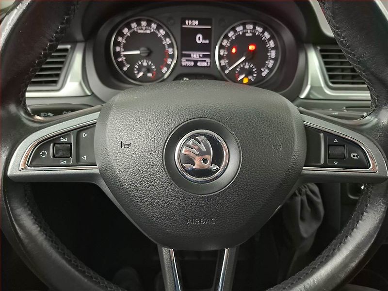 Škoda Rapid (2014) 1.6 TDI - fotka 15 z 16