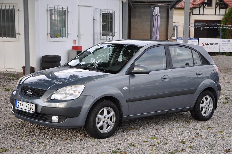 Kia Rio 1.4i 71kW 5dv. - fotka 1 z 13