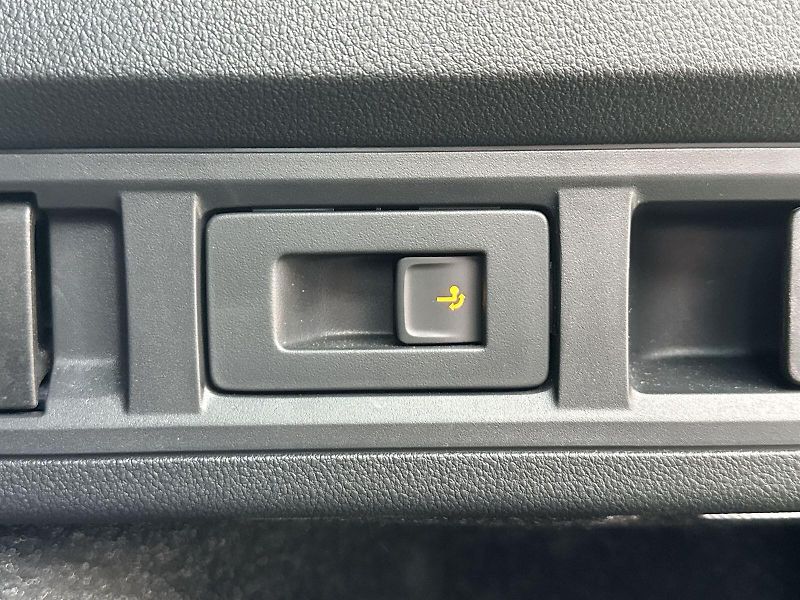 Škoda Octavia (2025) Combi 1.5 TSI M-HEV DSG Sportl - fotka 27 z 35